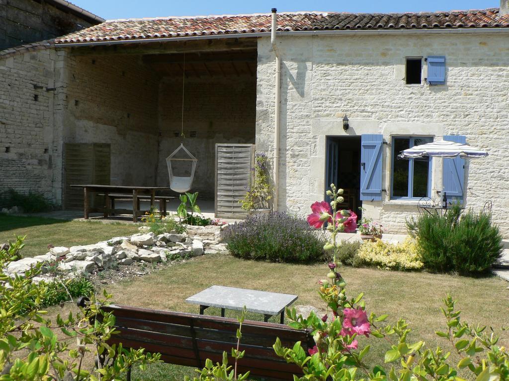 La Petite Maison Crezieres Pokoj fotografie