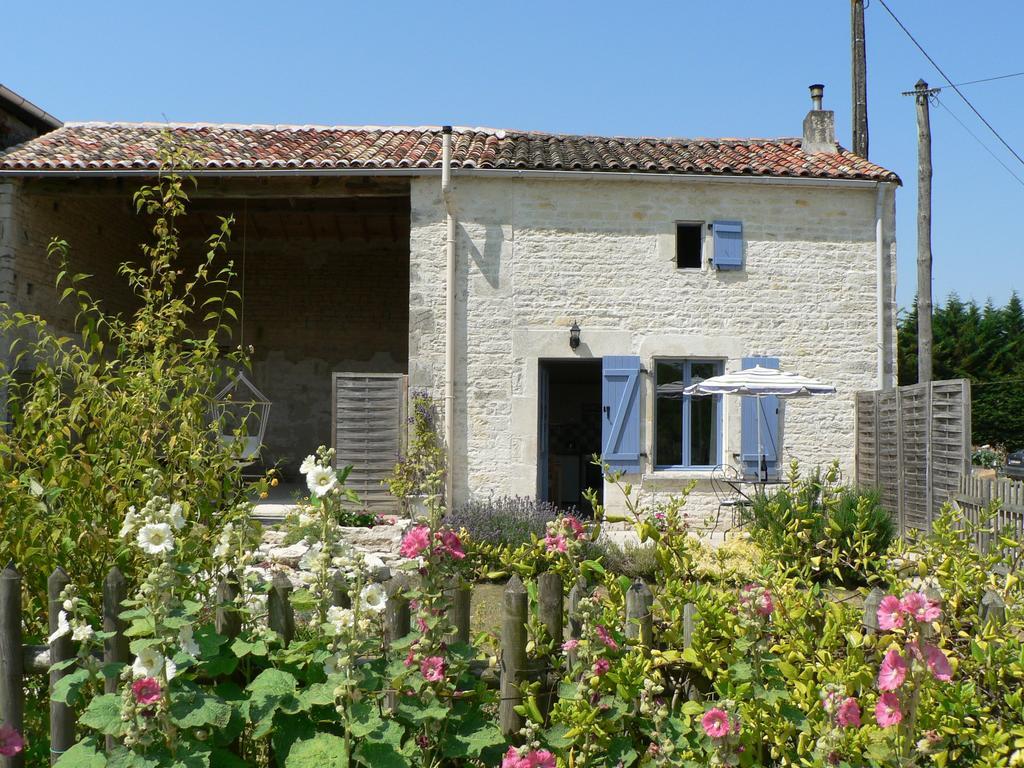La Petite Maison Crezieres Pokoj fotografie