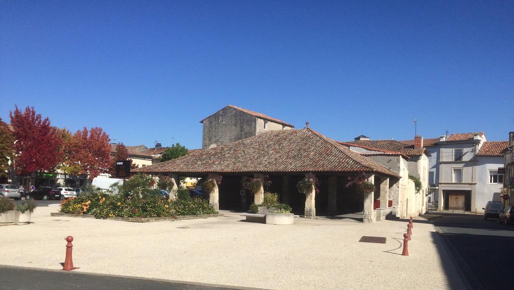 La Petite Maison Crezieres Exteriér fotografie